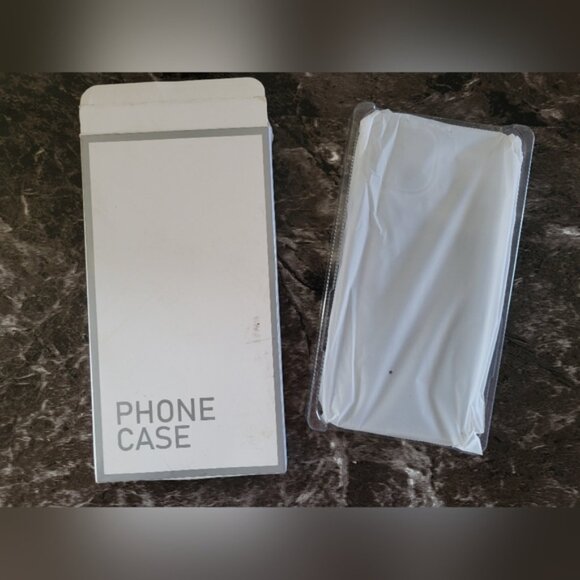 TEMDAN Clear Shockproof Slim Phone Case For IPhone 15 Plus - Picture 2 of 2